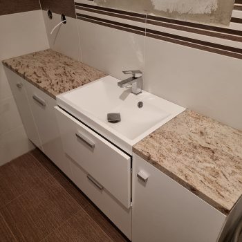 Koupelnová deska z kamene